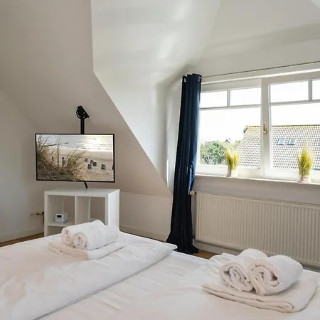 Am Sandwall Westseite Ferienhaus