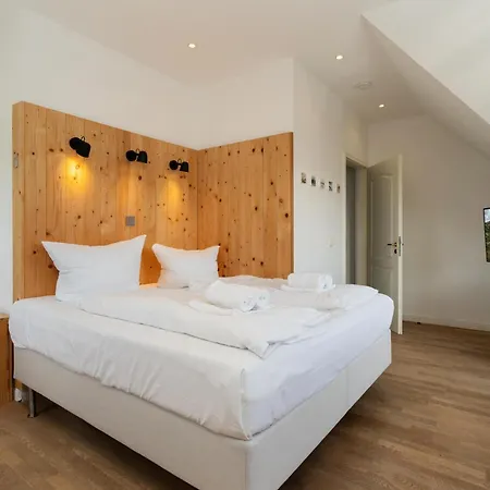 Am Sandwall Westseite Ferienhaus *