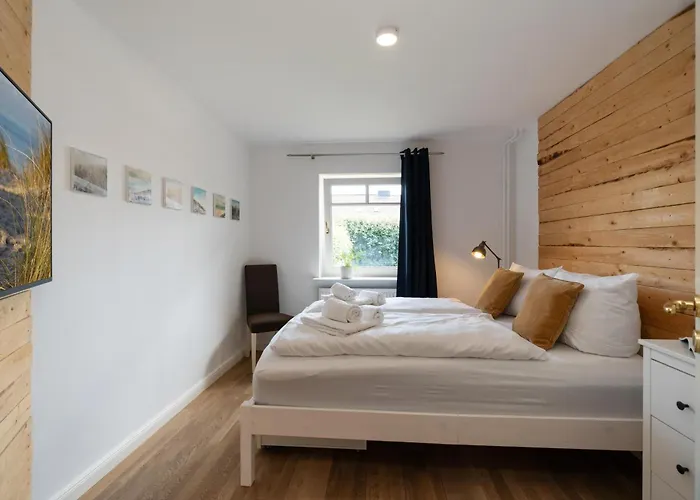 Am Sandwall Westseite * Sylt